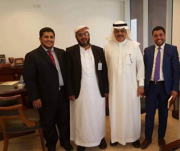 مبعوث مجلس التعاون الخليجي إلى اليمن يلتقي بقيادات حزب السلم والتنمية