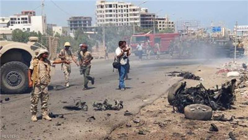 الأحزاب السياسية في «عدن» تدين تفجير «السنافر» وتطالب الحكومة بواجبها تجاه الشهداء والجرحى