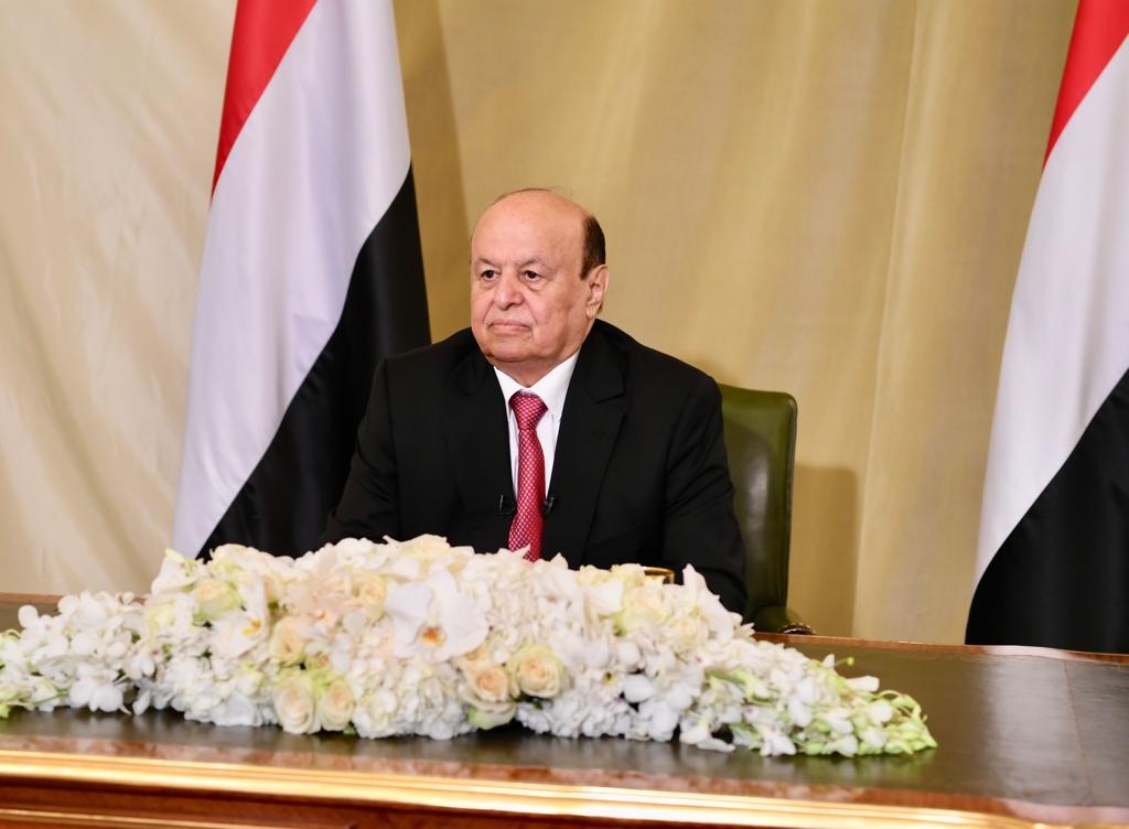 الرئيس يوجه كلمة للشعب بمناسبة العيد الوطني الـ 30 لقيام الجمهورية اليمنية 